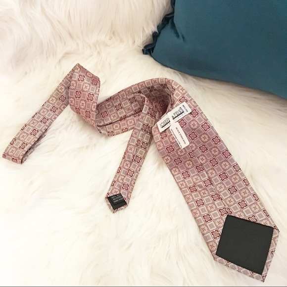 Joseph & Feiss Other - NWT Joseph & Feiss Champagne/Burgundy Men Silk Tie